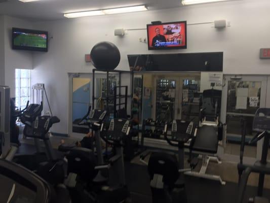 Cardio room