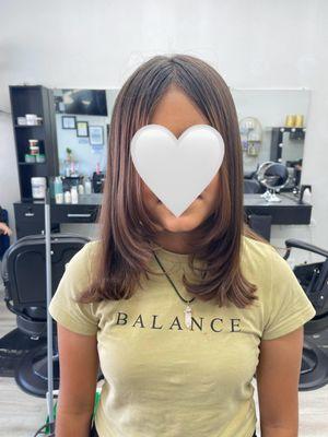 Women's Haircut - 323-572-9681