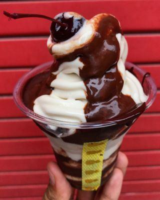 Vanilla Hot Fudge Sundae ($7)