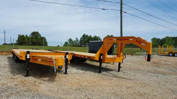 Pull Behind And Gooseneck E.Q. Trailers