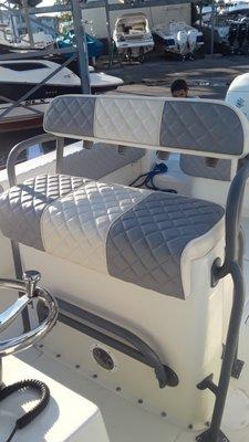 Diamond quilted Captain bench