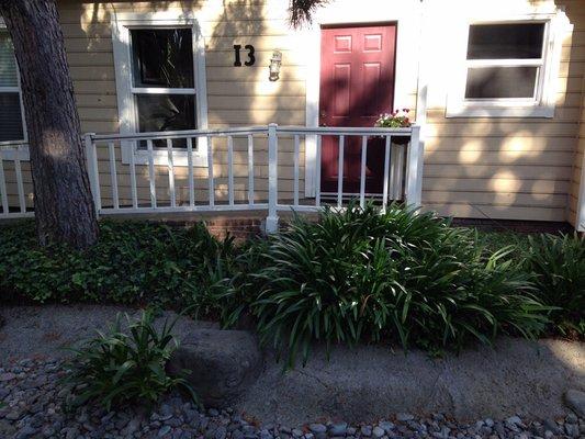 Back door entrance to 13 Williamsburg Lane