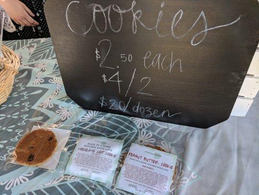 enjoying earth tanaka farms plant fest vegan chocolate chip cookie peanut butter cookie