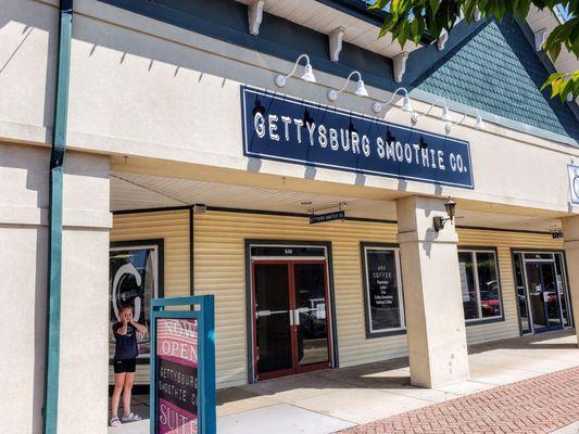 Entrance to Gettysburg Smoothie Co.