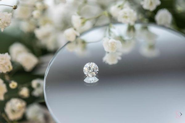 Leitzel's Jewelry hand selects each loose diamond for quality, brilliance and value.