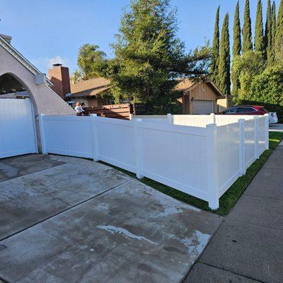 Tony's Vinyl Fencing and More