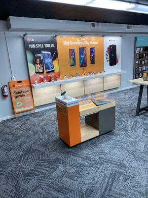 Boost Mobile - Manville