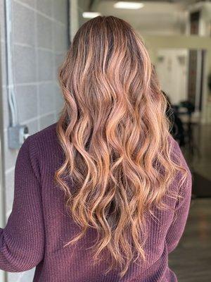 Rose gold to cheer up my beautiful guest