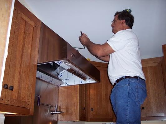 kitchen exhaust hood