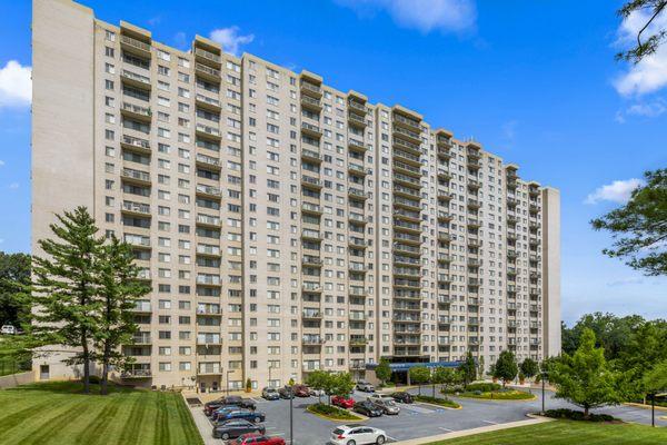 White Oak Towers Apartments