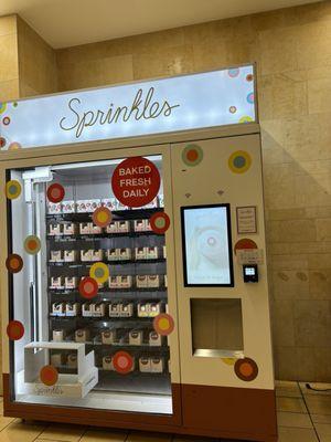 Sprinkles Westfield Topanga ATM