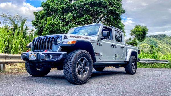 Iceman the New Jeep Gladiator from RentMauiJeeps.com on the Road to Hāna