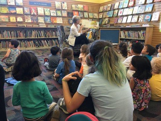 Redwood City Public Library - Schaberg Branch