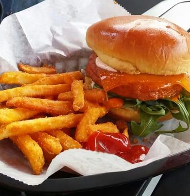 Buffalo chicken sandwich & fries