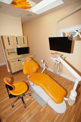 One of our treatment rooms, where we perform family and cosmetic dentistry.