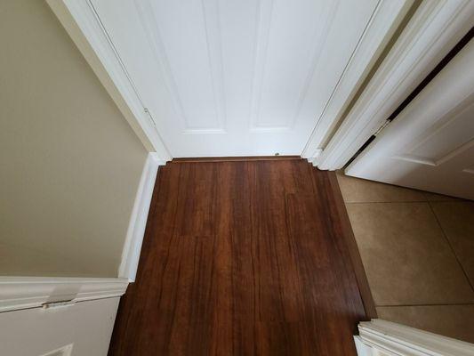 Viloor Dark Koa Luxury Vinyl flooring planks