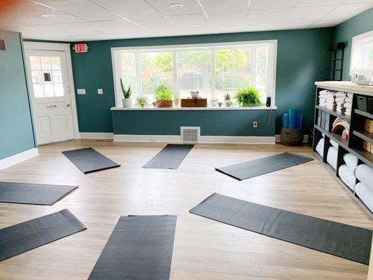 Yoga studio / Class space