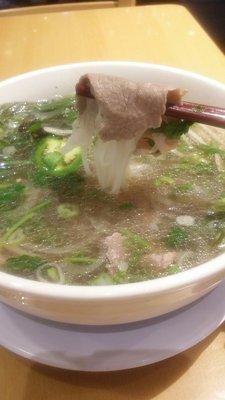 Pho tái Raresteak