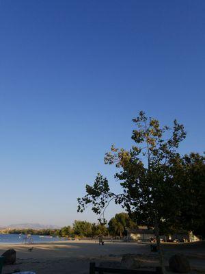 Shadow Cliffs Regional Park