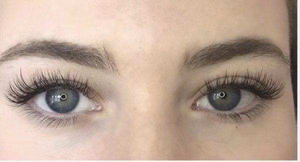 Love my lashes ! Natural wispy!