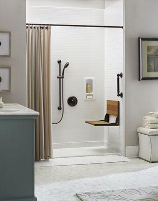 Premium Acrylic Shower - Barrier Free