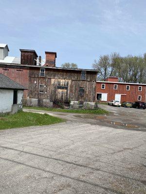 Pittsford barns