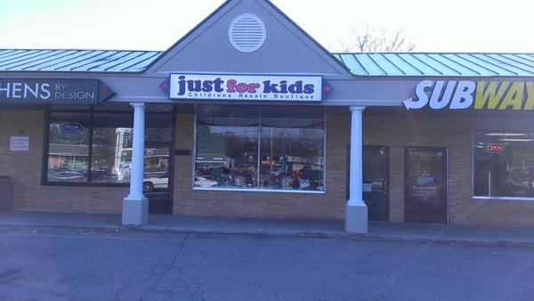 Just for Kids II is located in the Red Oaks Mill Shopping Plaza.  Easy parking and shopping.  Just 3 miles from Route 9.