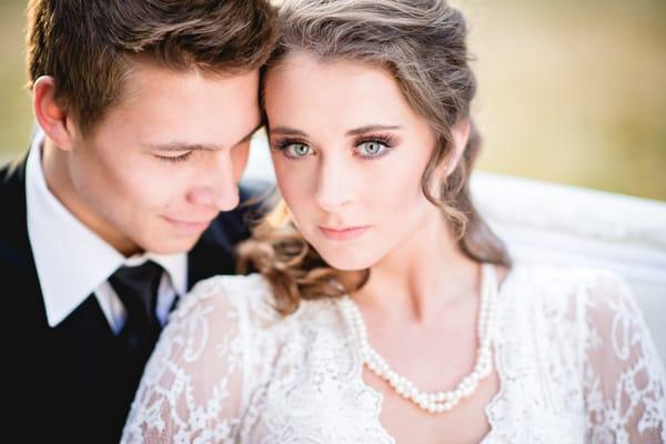 Timeless, fresh, and genuine wedding photography from Candice Andrus