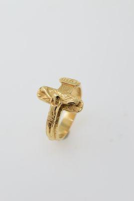 14 Karat Yellow Gold Crucifix Ring