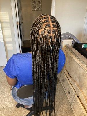 Small knotless braids