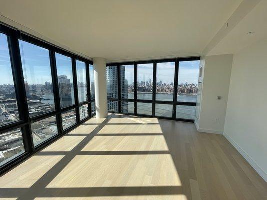 C Line apartment of the Two Blue Slip Building