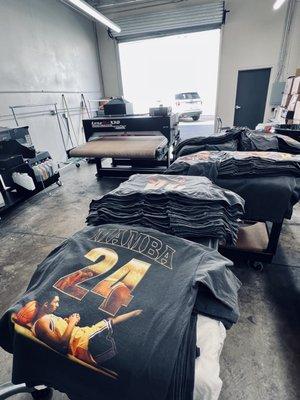 Big job printing a Lakers T-shirt