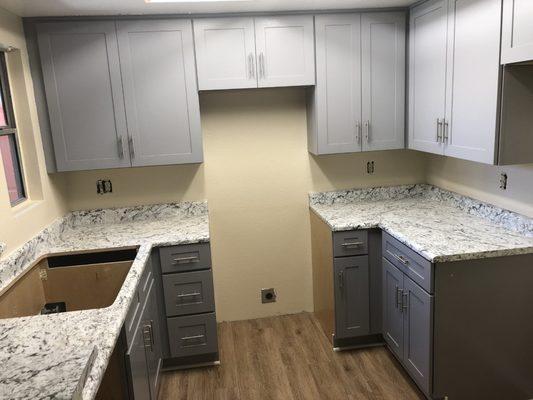 Grey Shaker Kitchen cabinet