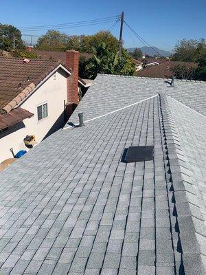 Full roof replacement with Estate Grey shingles