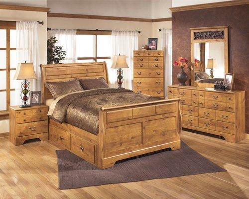 Happy's carries only name brand furniture like Ashley Furniture. Take home a beautiful 4pc Bedroom Set starting at only $18.99 p/week today!