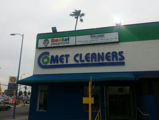 Entrance of cleaners of Rodeo and Crenshaw