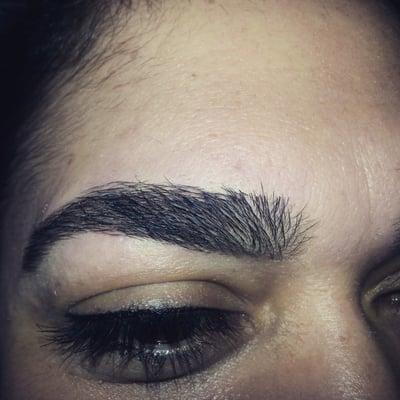 I love it when I get to shape big beautiful brows. Keeping it natural and full