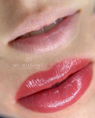 Lip blush