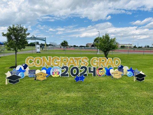 Schools order yard signs to help celebrate the first day, teacher appreciation , 100th day, graduation, & prom night, order today!