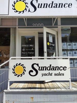 Sundance Yacht Sales