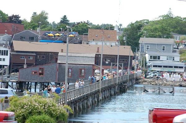 Boothbay Harbor Region: Footbridge in Boothbay Harbor