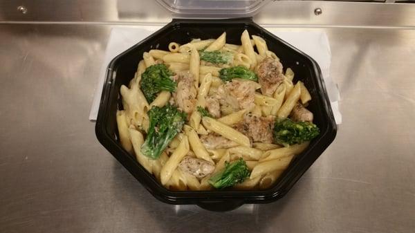 Chicken Broccoli Alfredo