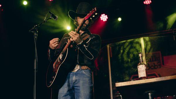 PBR Dirty 30-Ryan Bingham shoot