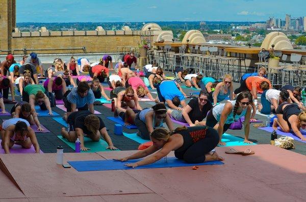 Rooftop Yoga KG Strong