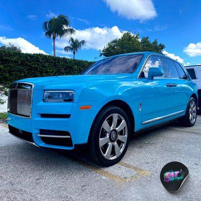 Full wrap with color Miami blue.