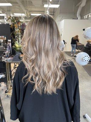 Day Dreaming about this BEAUTIFUL blonde by Meghan!