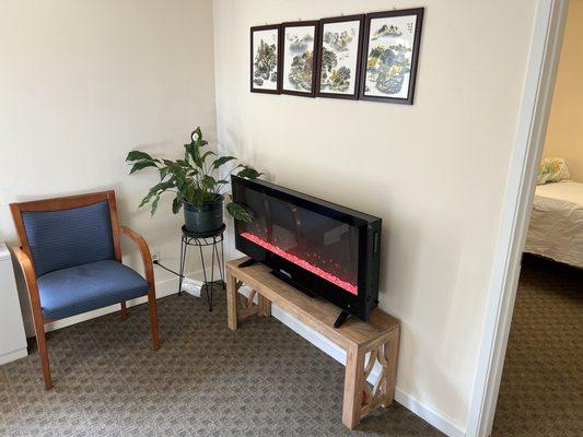 Waiting area with comfortable fire place