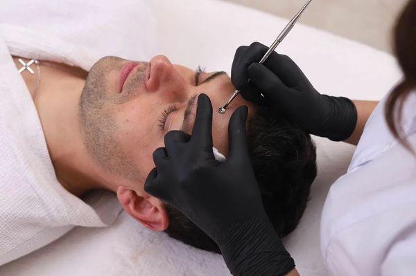 Men's deep cleaning facial