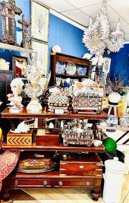 Treasure Island Antiques