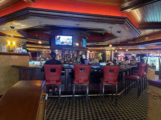 Harrah's Center Bar